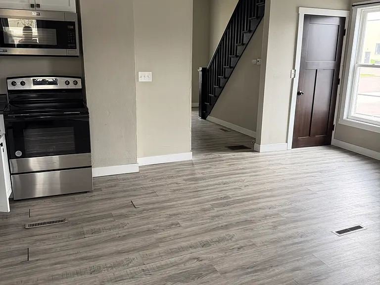 28 E Birch St #A — Photo 6