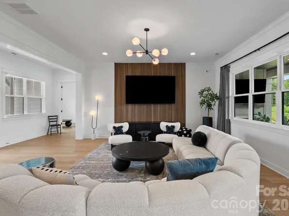 13944 Roosevelt Dr, Huntersville, NC 28078