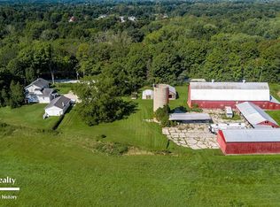 1479 S Bartlett Rd, Saint Clair, MI 48079