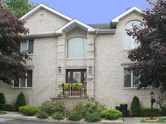 3rd image of 133 Giegerich Ave