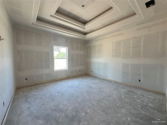 5th image of 432 Sandy Rd