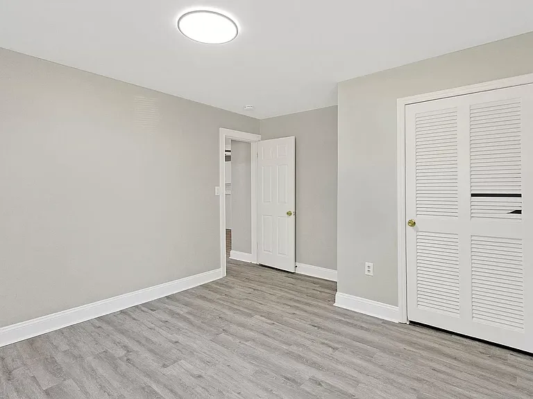 611 Gardner St — Photo 20