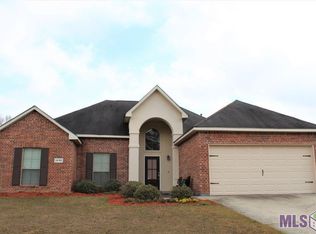 26192 Avoyelles Ave, Denham Springs, LA 70726