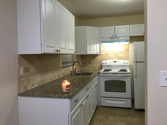 3rd image of 1332 Alho Drive
