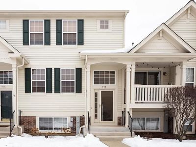 914 Manchester Cir, Grayslake, IL, 60030
