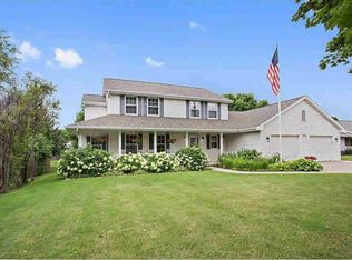 2144 Kay Marie Rd, Green Bay, WI 54311