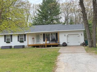 2535 Pillon Rd, Twin Lake, MI 49457