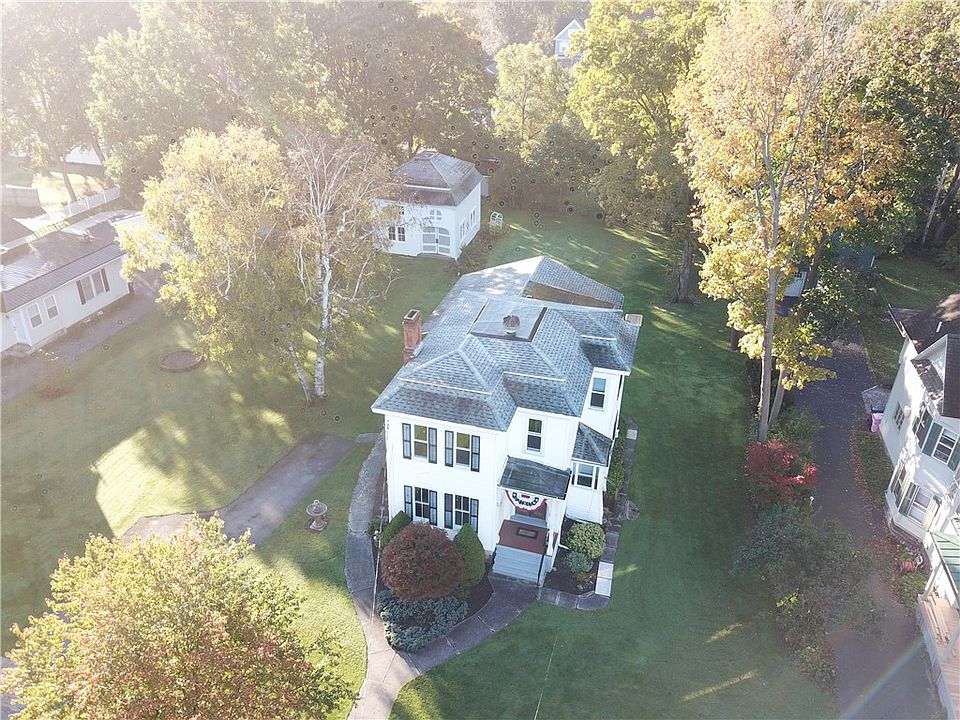 121 Williams St, Newark, NY 14513 Zillow