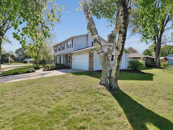 4th image of 88 Devonshire Cir