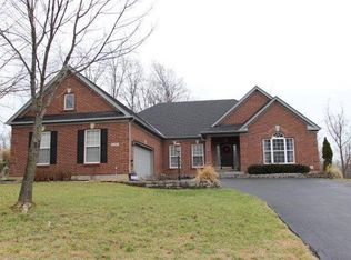 656 Polo Woods Dr, Cincinnati, OH 45244