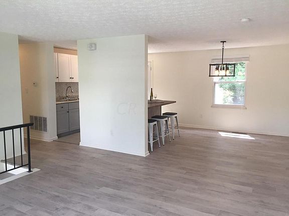 2nd image of 4095 Jonquil St