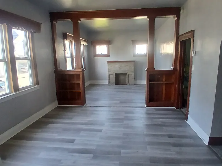 83 Franklin St #2 — Photo 3