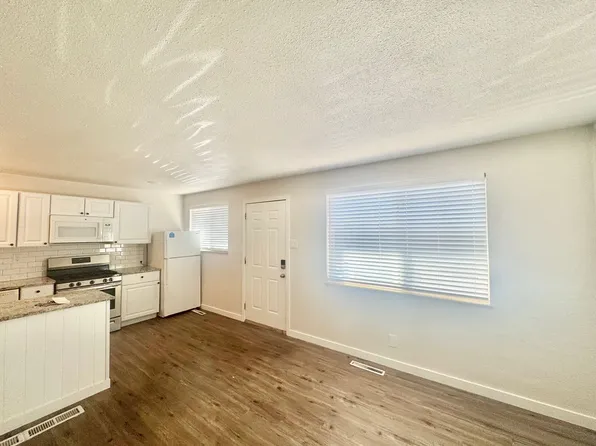 413 Prairie Rd #5, Colorado Springs, CO 80909