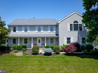 82 Saratoga Dr, West Windsor, NJ 08550