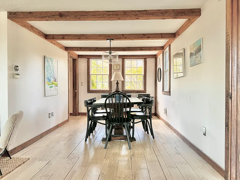 476 Main St — Photo 9