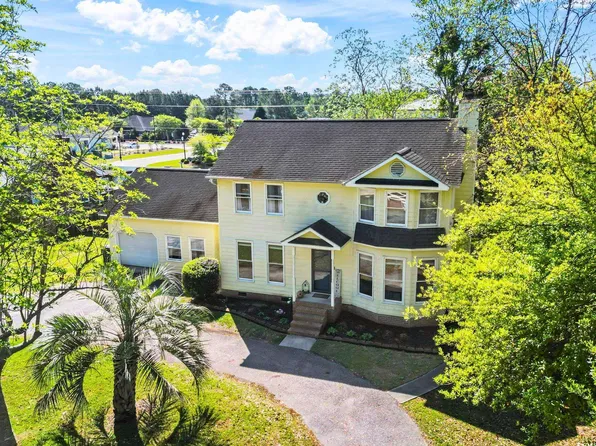 205 Lander Dr., Conway, SC 29526