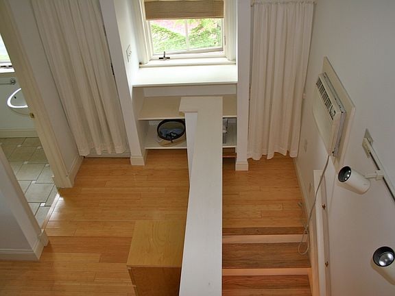 Landing/Storage