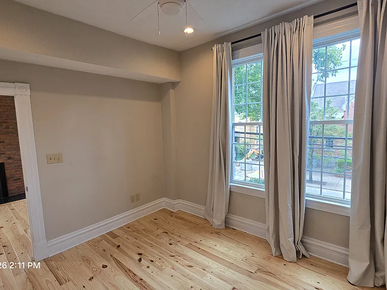 208 Center Ave #2 — Photo 23