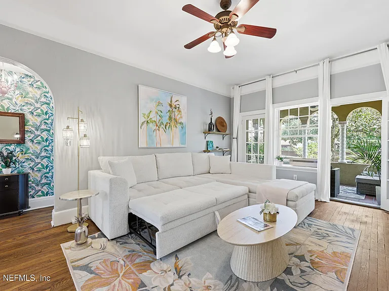 1786 Challen Ave #2 — Photo 3