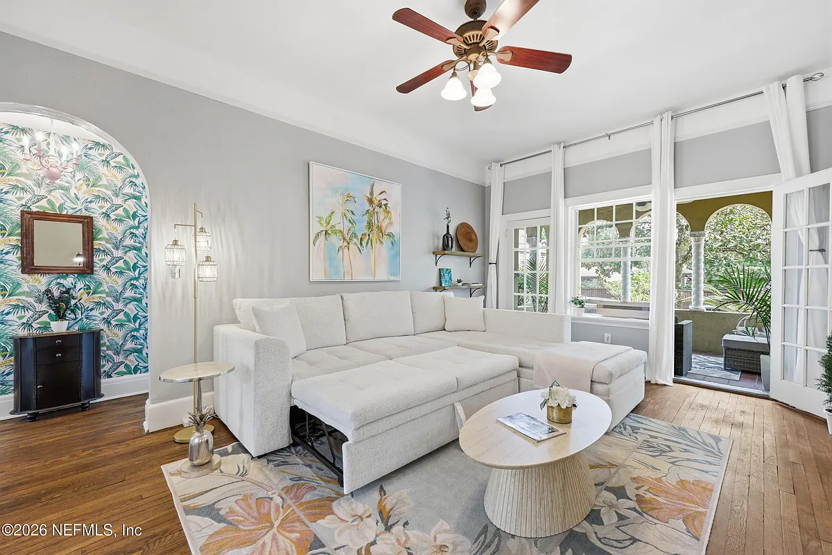 Building Photo - 1786 Challen Ave #2