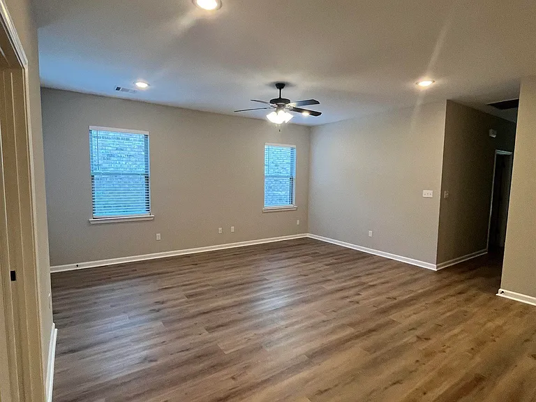 205 River Mill Dr — Photo 10