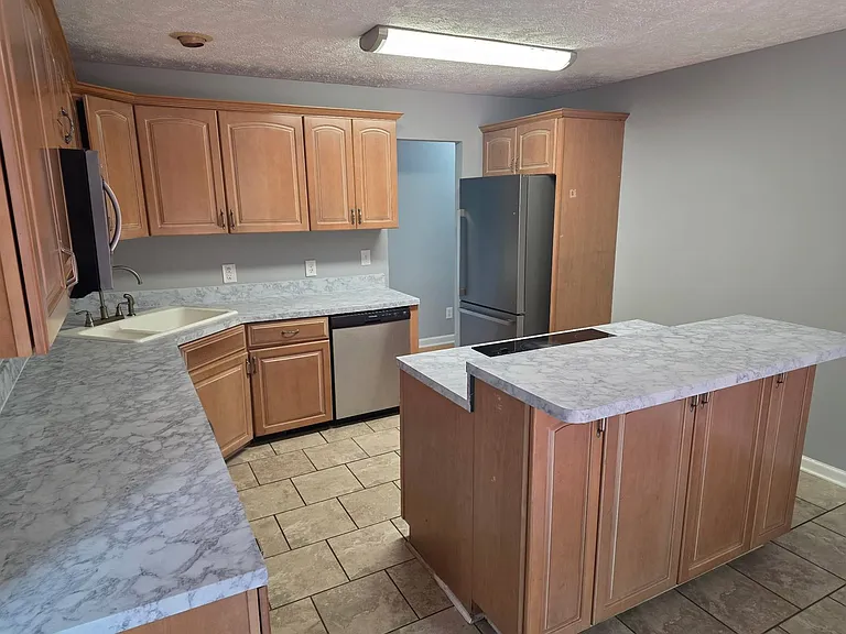 127 Sunnymeade Dr — Photo 8