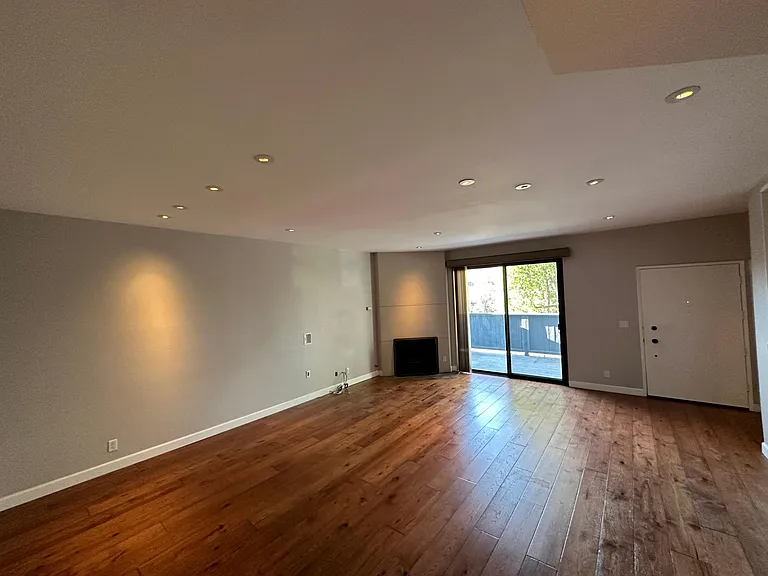 8150 Manitoba St #2 — Photo 13