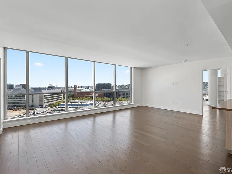 718 Long Bridge St #1400 — Photo 6