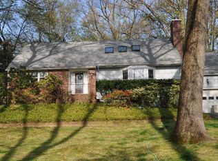 4 South Rd, Towaco, NJ 07082