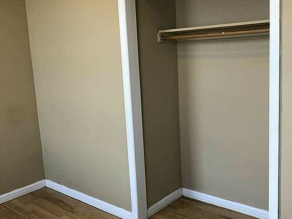 2nd image of 4004 36th Ave #1