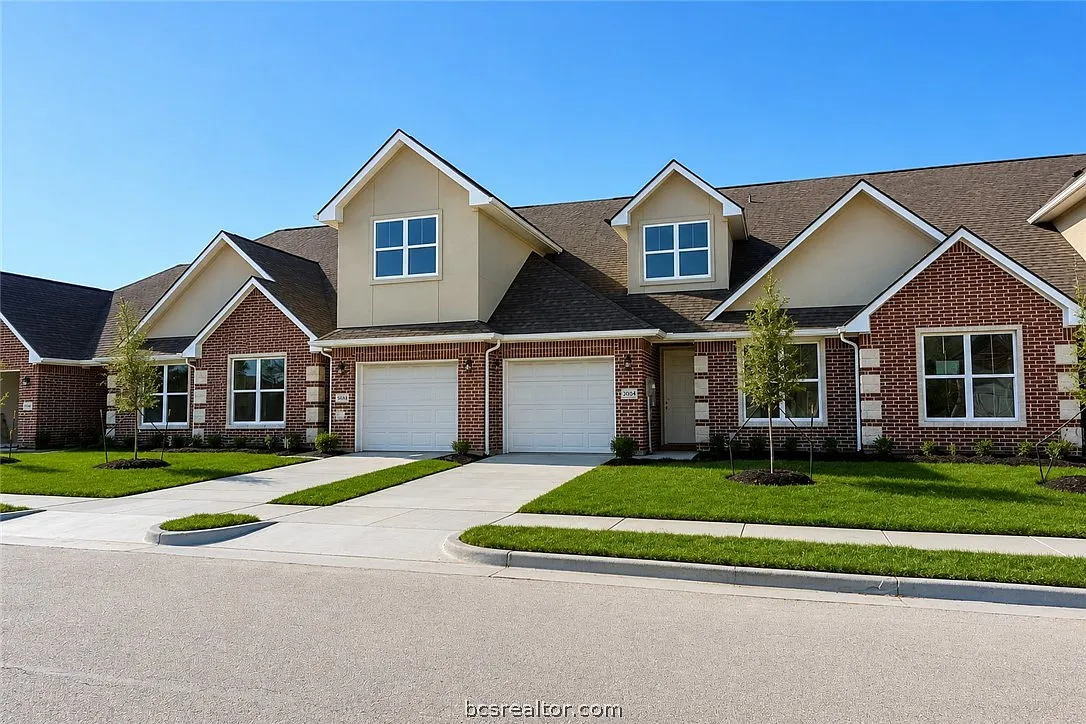 3 bed, 1879 sqft, $1,950 — Photo 1