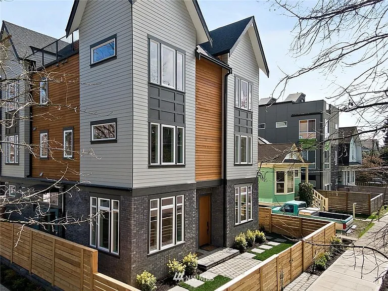 164 20th Ave E — Photo 18