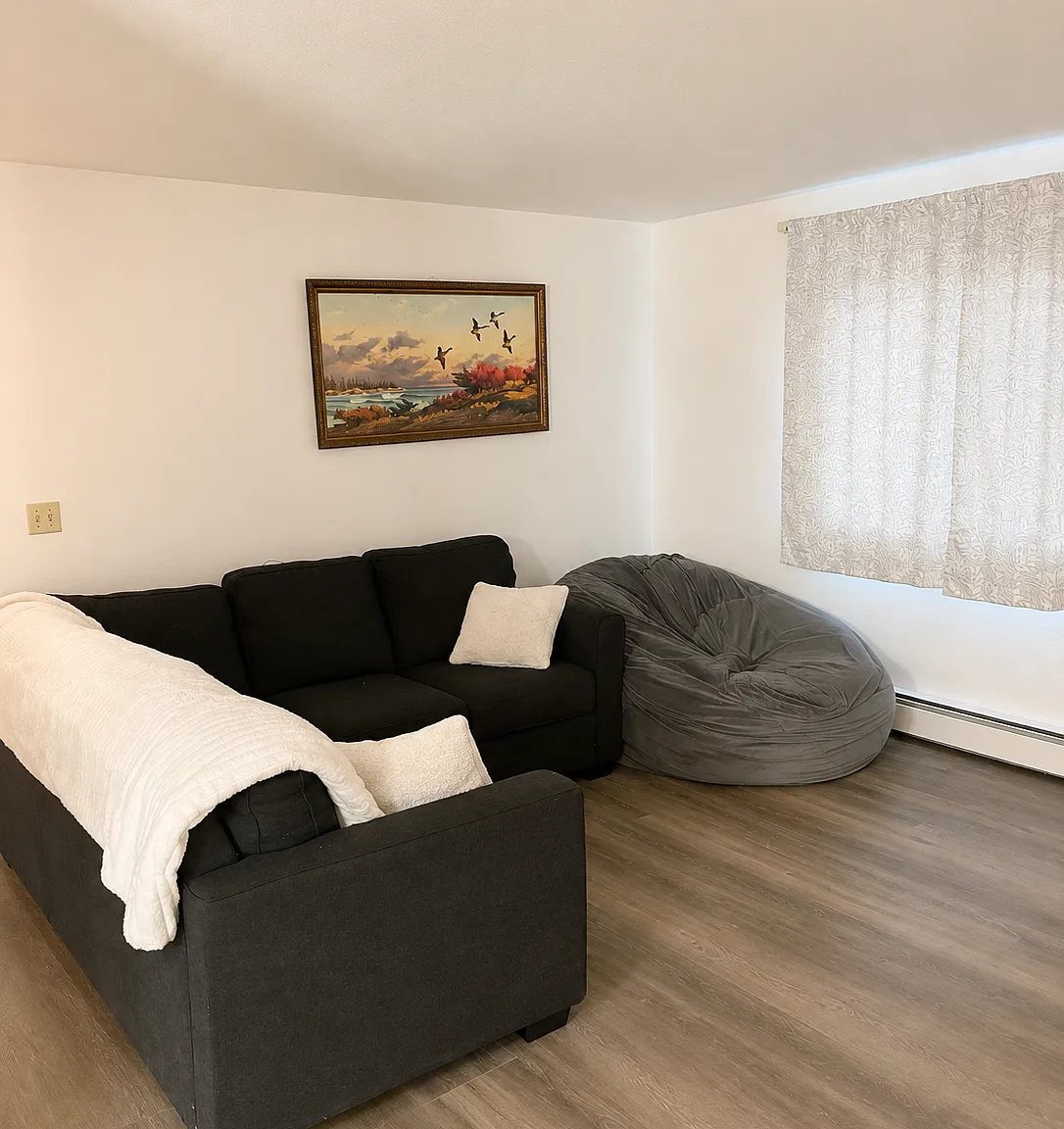 2 bed, $1,575 — Photo 2