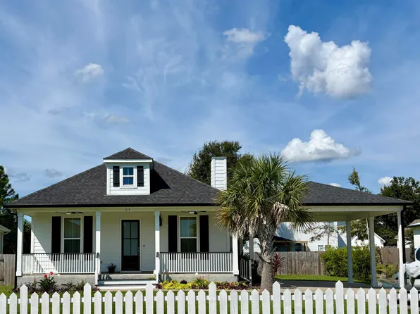 215 White Harbor Rd, Long Beach, MS 39560
