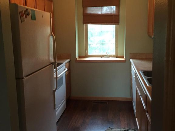 4th image of 891 Karisa Ln
