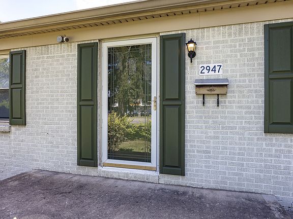 2nd image of 2947 W Kessler Boulevard North Dr