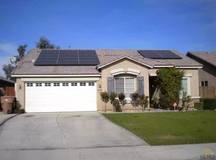 9518 Battaglia Dr, Bakersfield, CA 93311