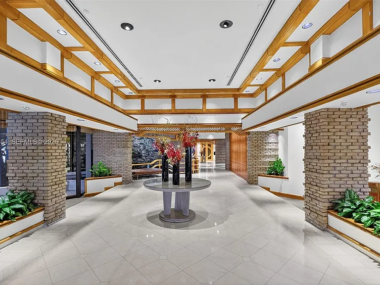 2 Grove Isle Dr #B706 — Photo 31