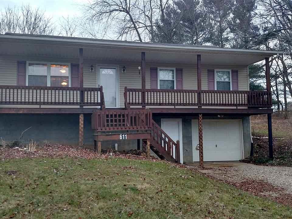 1st image of 611 Greenbriar Cir