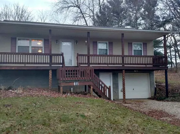 611 Greenbriar Cir, Howard, OH 43028