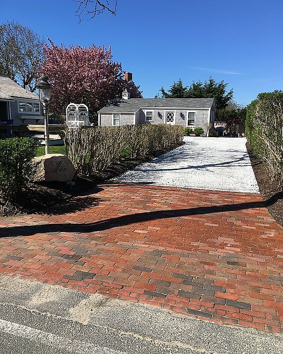 40 Cliff Road Entrance