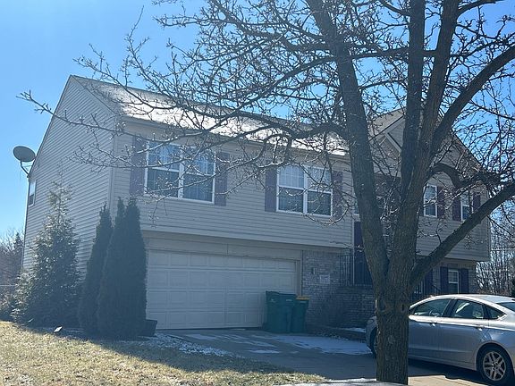 3rd image of 39377 Commons Dr