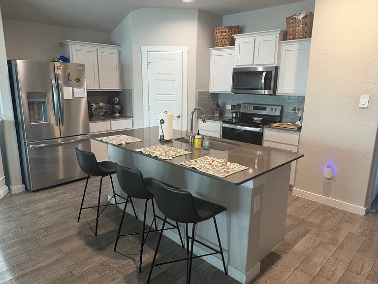 9328 Herringbone Dr — Photo 4