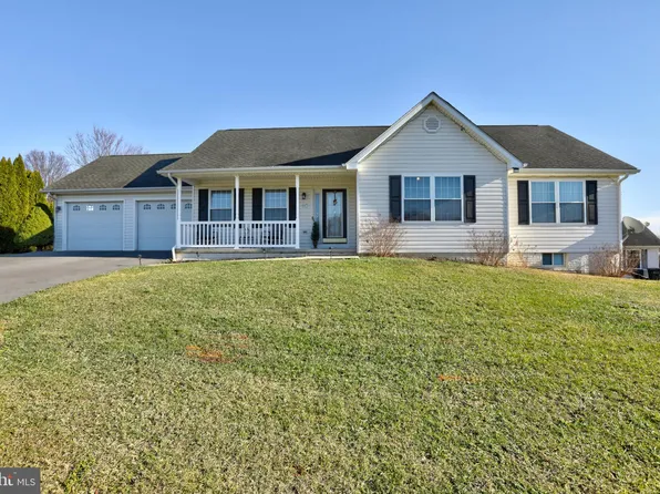 67 Conscription Way, Hedgesville, WV 25427