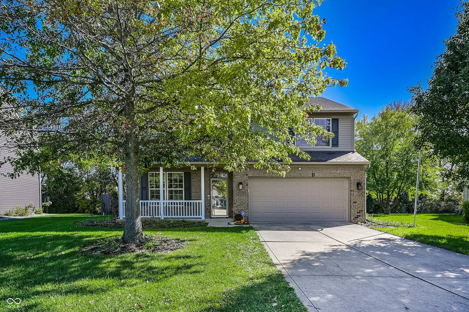 1581 Dale Ct photo 1