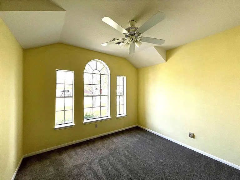4219 Hermitage Hollow Ln — Photo 13
