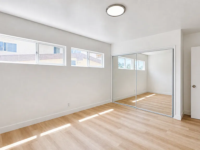 716 Glenway Dr #1 — Photo 20