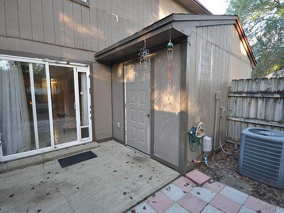 4th image of 208 3rd St SE Unit J
