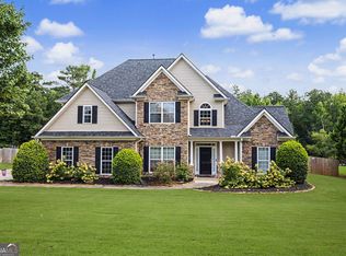 277 Silverbell Ln, Sharpsburg, GA 30277