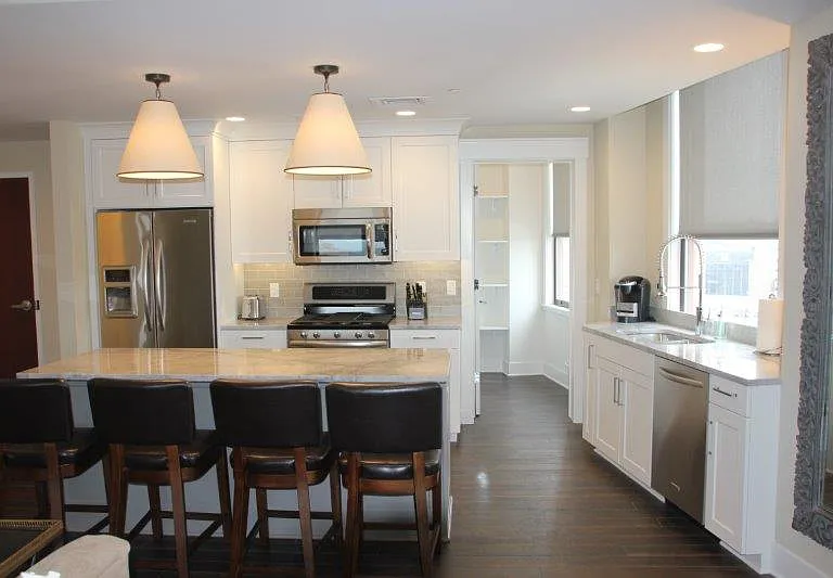 McKay Tower Furnished Apartments — Photo 29